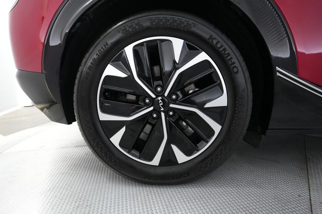 2023 Kia EV6 — photo 7 of 20