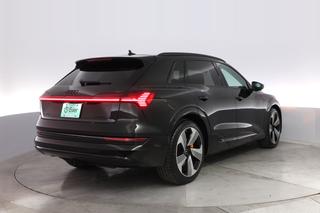 2023 Audi e-tron — photo 2 of 20