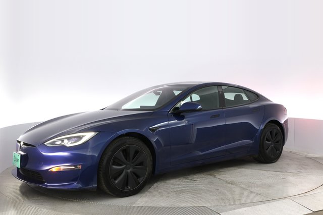 2023 Tesla Model S — photo 14 of 22