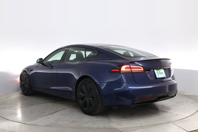 2023 Tesla Model S — photo 13 of 22