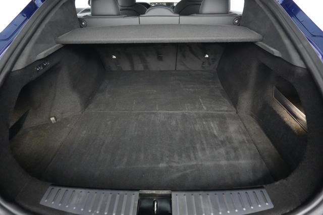 2023 Tesla Model S — photo 6 of 22