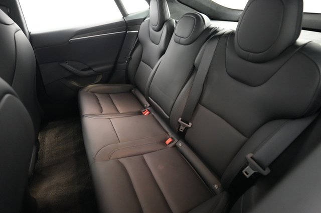 2023 Tesla Model S — photo 18 of 22