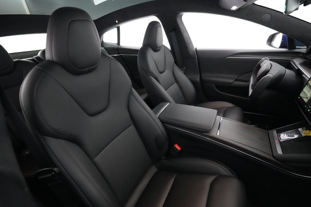 2023 Tesla Model S — photo 19 of 22
