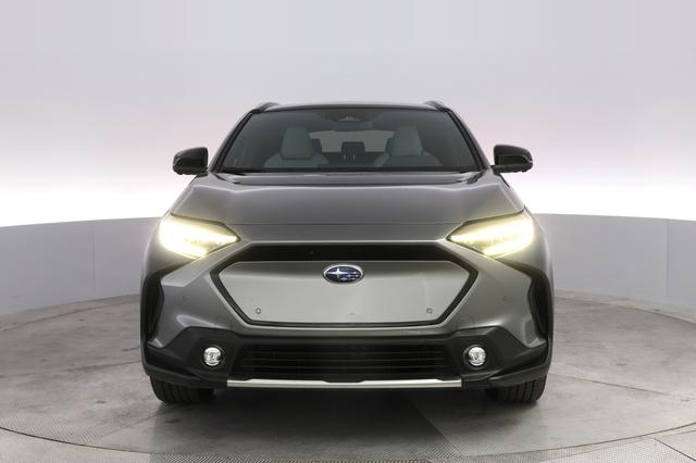 2023 Subaru Solterra — photo 9 of 22