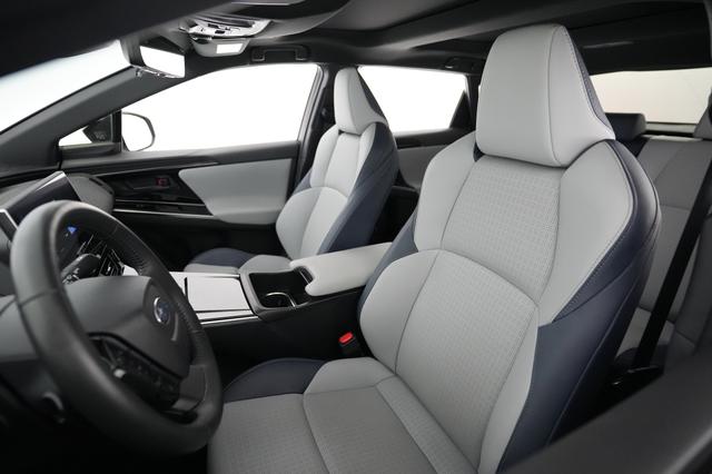 2023 Subaru Solterra — photo 3 of 22