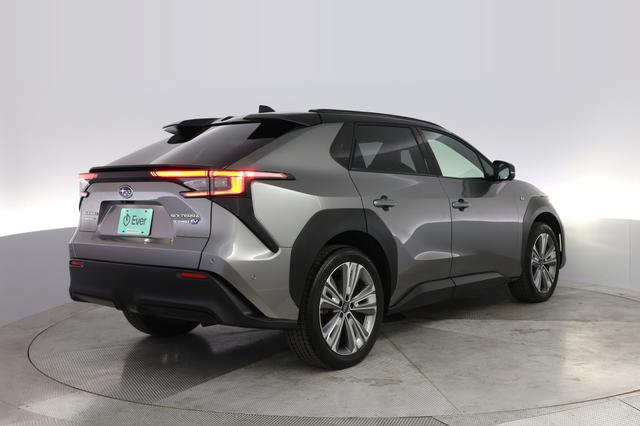 2023 Subaru Solterra — photo 2 of 22