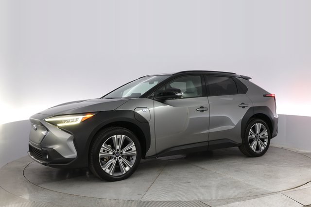 2023 Subaru Solterra — photo 14 of 22
