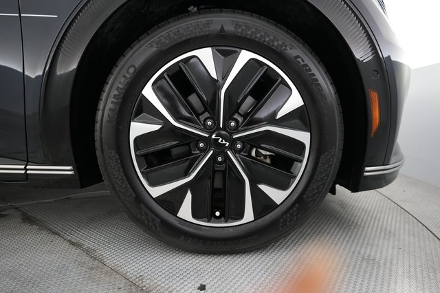2024 Kia EV6 — photo 17 of 20