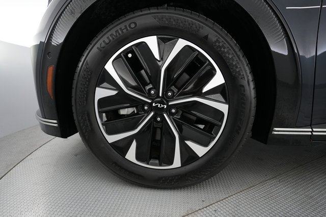 2024 Kia EV6 — photo 16 of 20