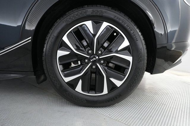 2024 Kia EV6 — photo 15 of 20