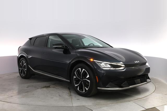 2024 Kia EV6 — photo 10 of 20