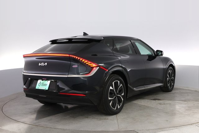 2024 Kia EV6 — photo 2 of 20