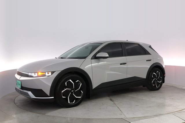 2022 Hyundai IONIQ 5 — photo 14 of 20