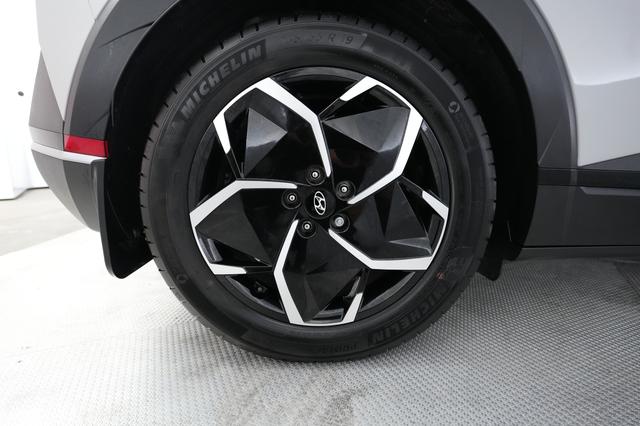 2022 Hyundai IONIQ 5 — photo 7 of 20