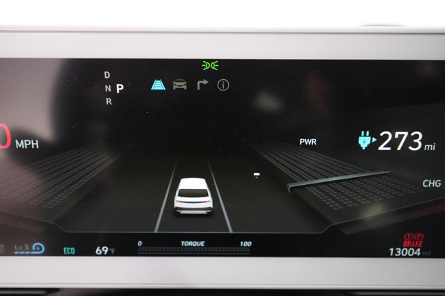 2022 Hyundai IONIQ 5 — photo 5 of 20