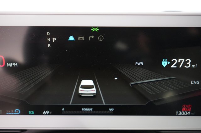 2022 Hyundai IONIQ 5 — photo 5 of 20
