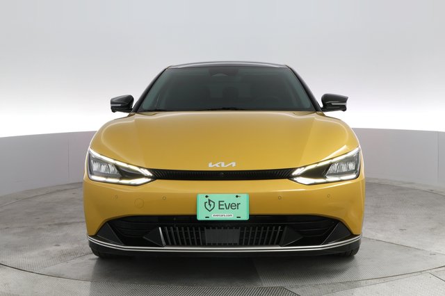 2022 Kia EV6 — photo 9 of 24