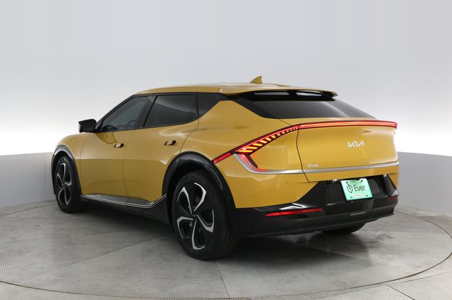 2022 Kia EV6 — photo 13 of 24