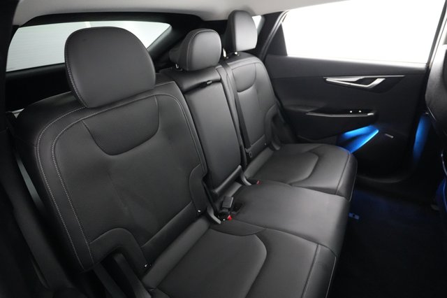 2022 Kia EV6 — photo 4 of 24