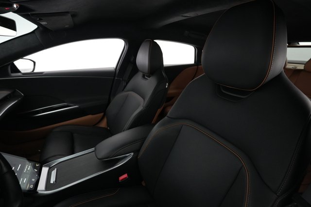2023 Lucid Air — photo 17 of 21