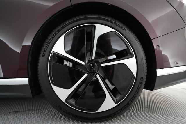 2023 Lucid Air — photo 17 of 21