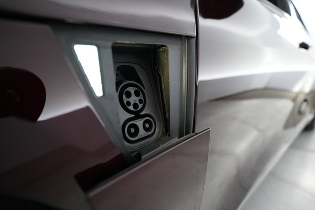 2023 Lucid Air — photo 8 of 21
