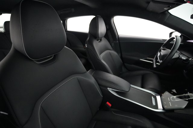2023 Lucid Air — photo 5 of 20