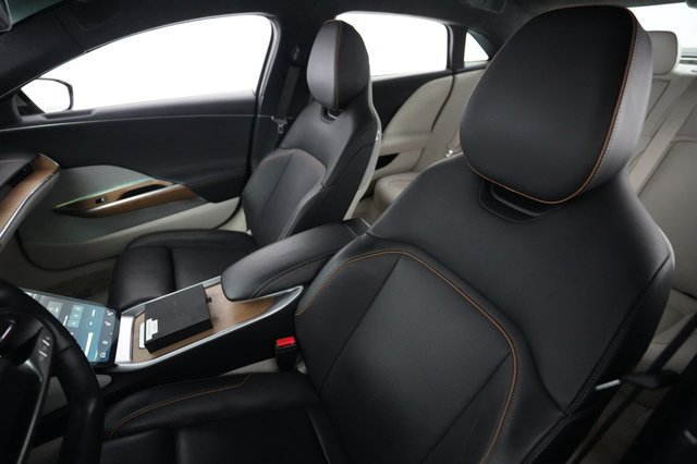 2023 Lucid Air — photo 3 of 21