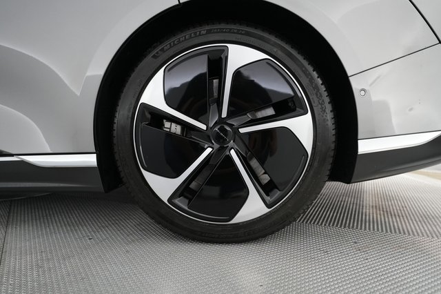 2023 Lucid Air — photo 16 of 21