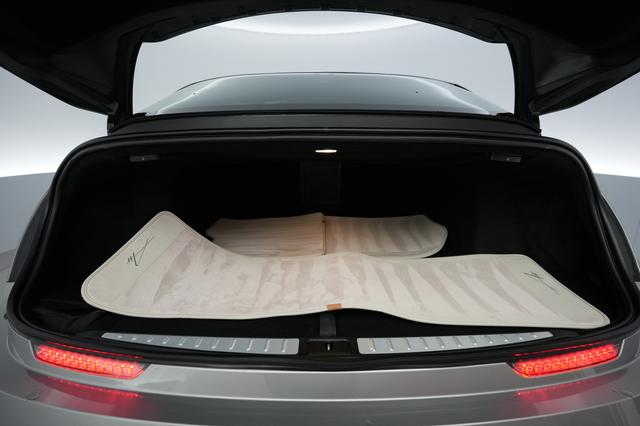 2023 Lucid Air — photo 6 of 21