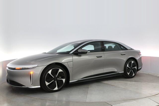 2023 Lucid Air — photo 8 of 21