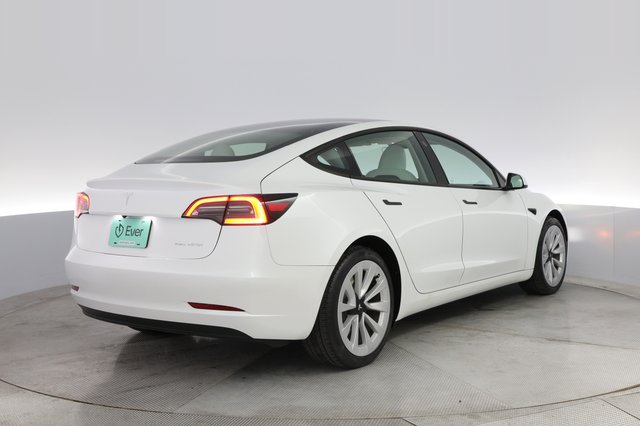 2023 Tesla Model 3 — photo 2 of 21