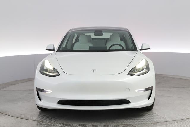 2023 Tesla Model 3 — photo 9 of 21