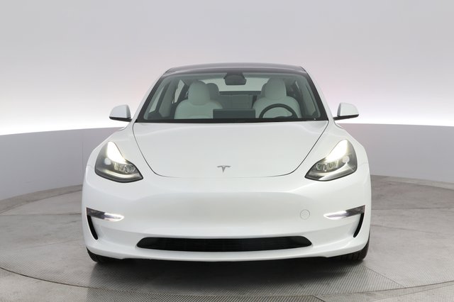2023 Tesla Model 3 — photo 9 of 21