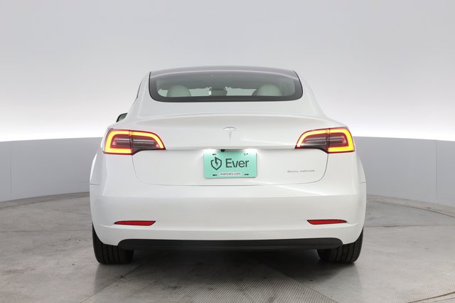 2023 Tesla Model 3 — photo 12 of 21