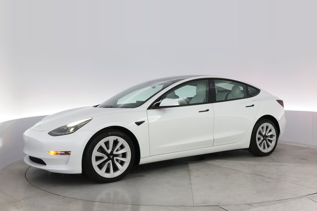 2023 Tesla Model 3 — photo 14 of 21