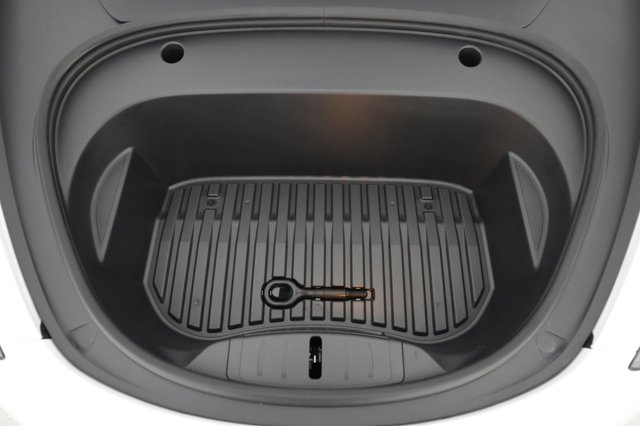 2023 Tesla Model 3 — photo 20 of 21