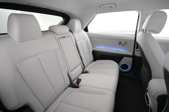 2023 Hyundai IONIQ 5 — photo 4 of 21