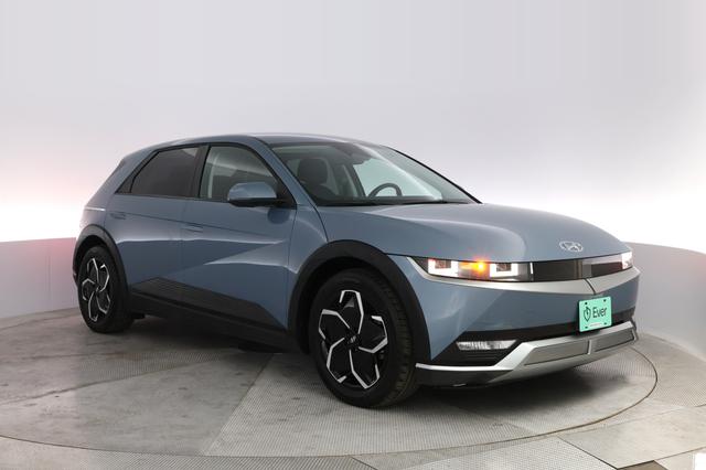 2023 Hyundai IONIQ 5 — photo 10 of 21