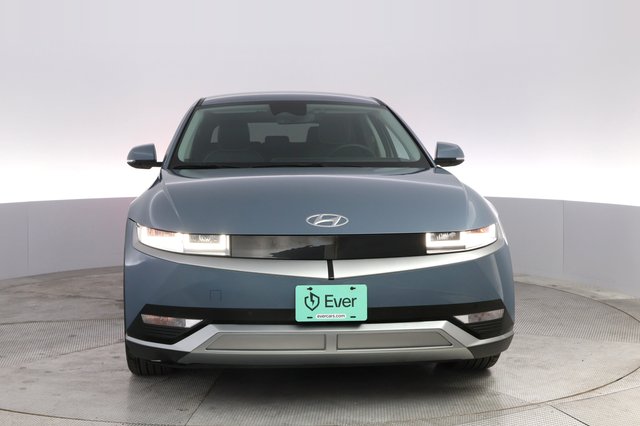 2023 Hyundai IONIQ 5 — photo 9 of 21