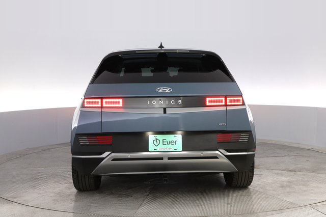 2023 Hyundai IONIQ 5 — photo 12 of 21