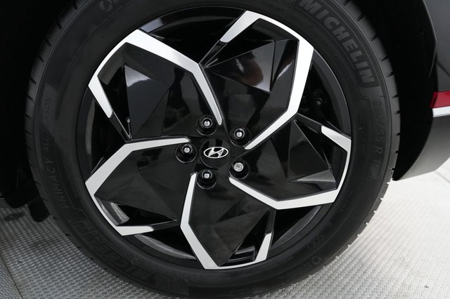 2023 Hyundai IONIQ 5 — photo 7 of 21