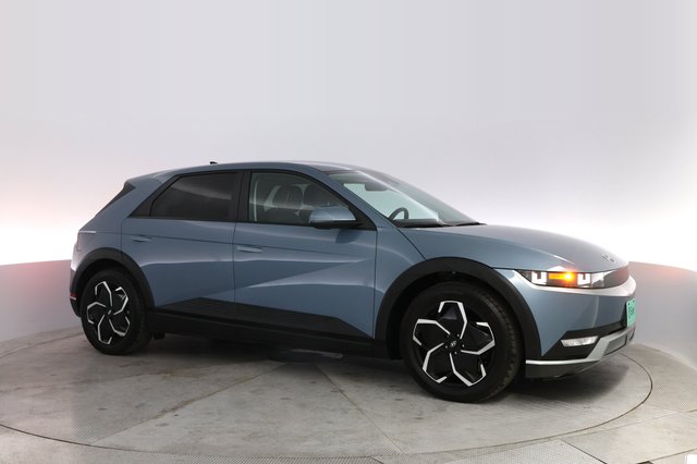 2023 Hyundai IONIQ 5 — photo 11 of 21