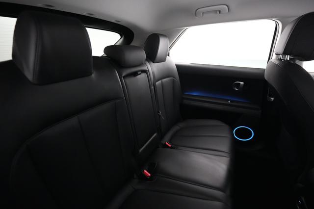 2023 Hyundai IONIQ 5 — photo 4 of 21