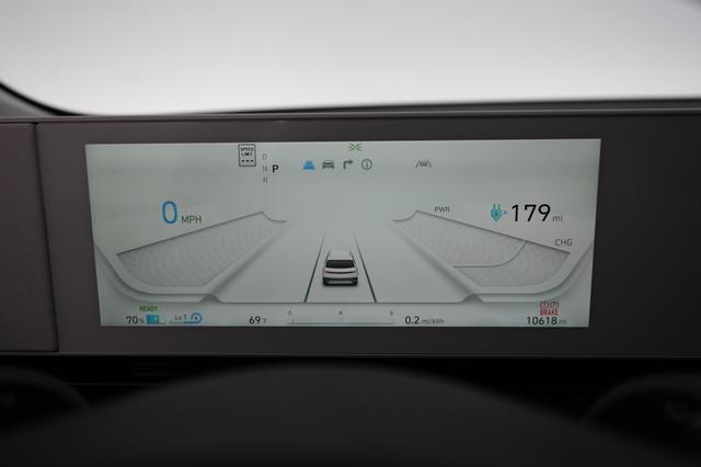 2023 Hyundai IONIQ 5 — photo 5 of 21