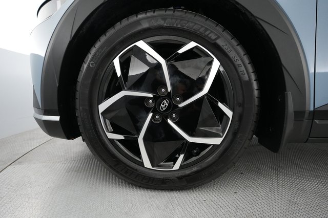 2023 Hyundai IONIQ 5 — photo 7 of 20