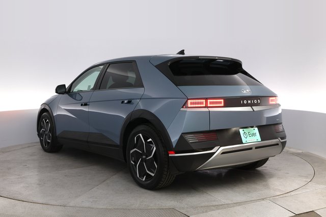 2023 Hyundai IONIQ 5 — photo 13 of 20