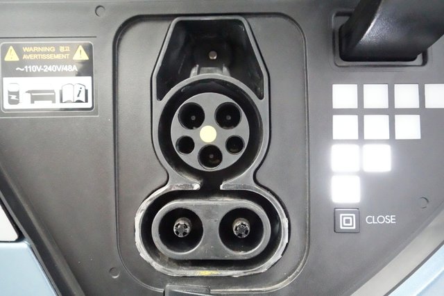 2023 Hyundai IONIQ 5 — photo 8 of 20