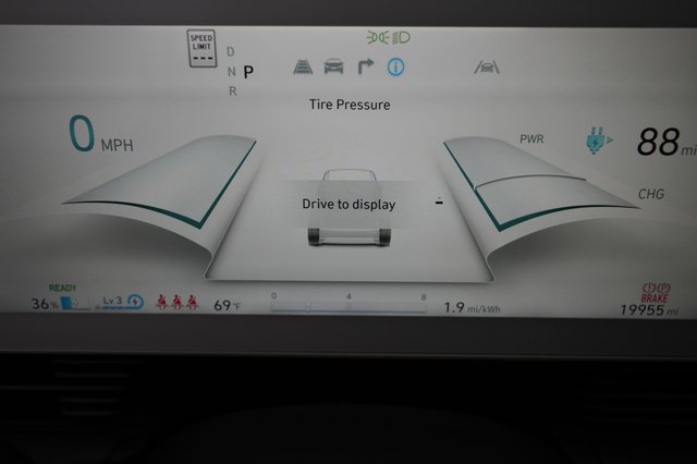 2023 Hyundai IONIQ 5 — photo 5 of 20