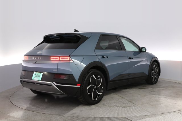 2023 Hyundai IONIQ 5 — photo 2 of 20